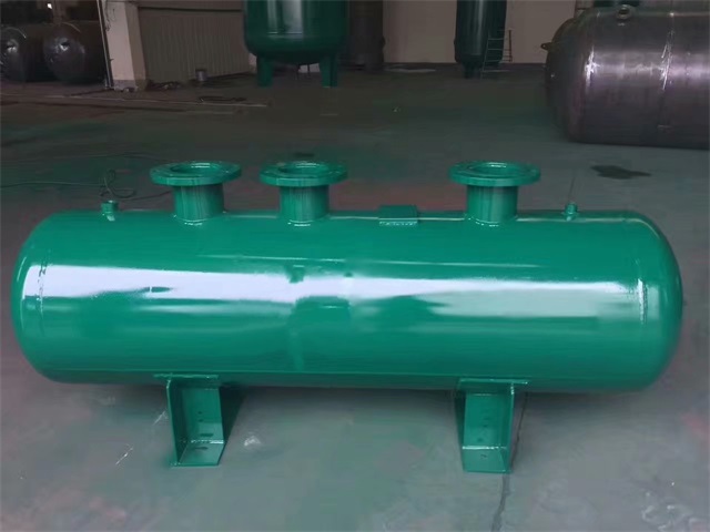 杜尔伯特杜尔伯特杜尔伯特蒸汽分气缸